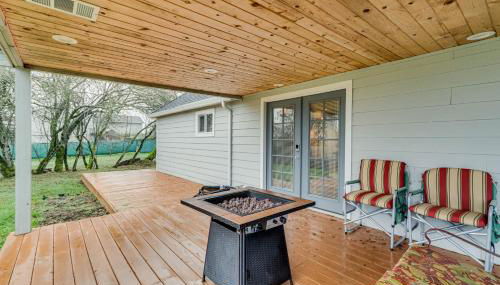 Charming Happy Valley Home 13 Mi to Portland! - Foto 2