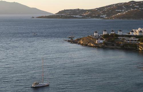 Bonzoe Suites & Villas - Photo 89