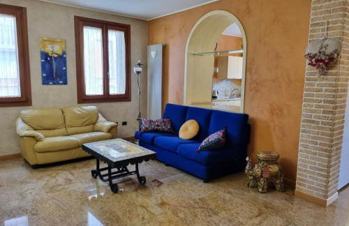 Consuelo House - Photo 4