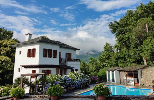 Vrionis House - Photo 5