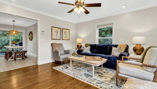 Spacious Mountain Retreat with Bonus Game Room Near Asheville, Barnardsville, NC - Foto 2