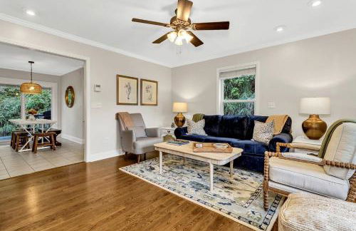 Spacious Mountain Retreat with Bonus Game Room Near Asheville, Barnardsville, NC - Foto 2