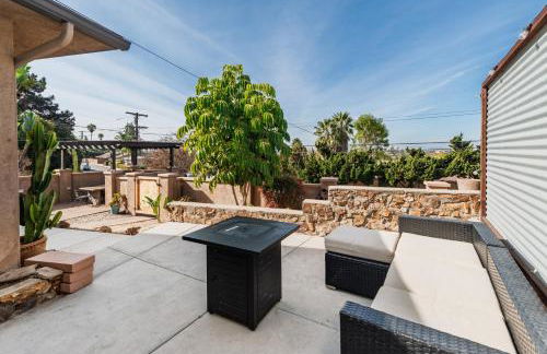 Downtown La Mesa gem - Photo 29