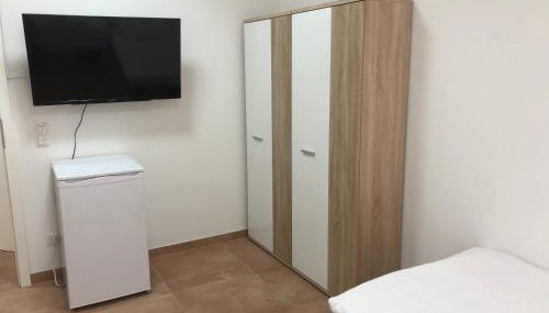 Pension Chen, 2 Doppelzimmer , EBK, separater Balkon - Foto 5