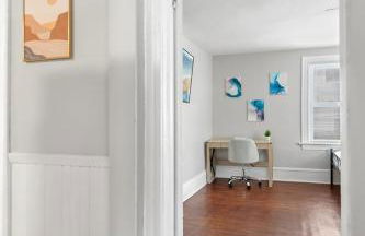 Little Italy Group Stay 4 TV's Pet Friendly - Foto 8