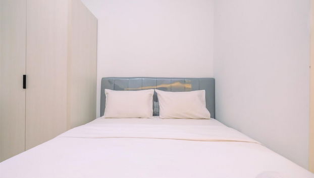 Comfy And Elegant Studio Transpark Cibubur Apartment - Foto 3, Habitación