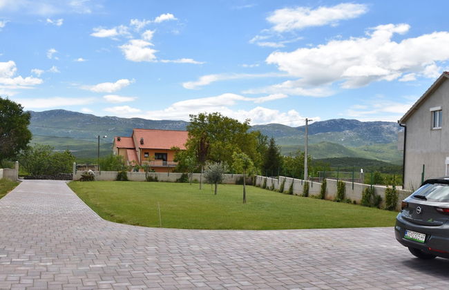 Villa in Ugljane With Private Pool - Foto 35