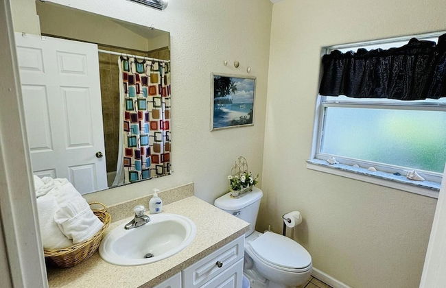 4/3 Vacation Home With Private Pool Located at Formosa Gardens!! - Foto 12