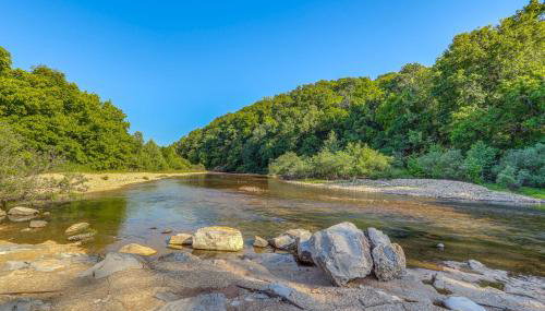 Secluded Vacation Rental Bordering Creek! - Foto 2