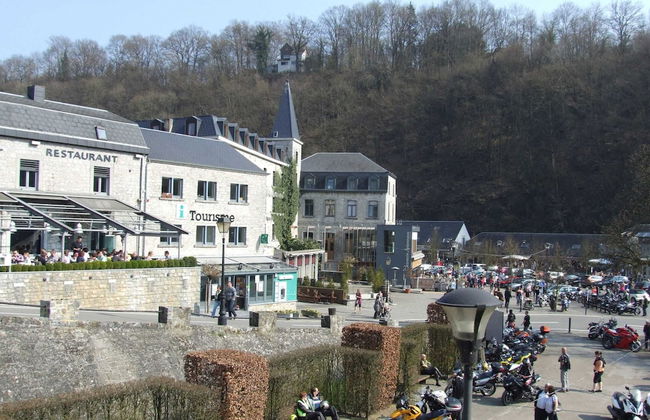 Sumptuous Chalet in Septon with Sauna & Hot Tub - Photo 38