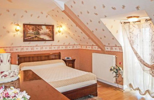 4 Bedroom Lovely Home In Langueux - Foto 5