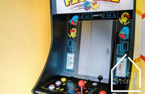 Spacious 3 Bed with Pac-Man, Darts and 2 Parking spaces - Foto 7