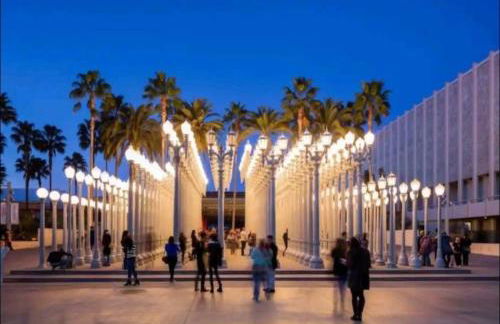 Spacious 2 bed 2 bath, Pool, Hottub, Wifi, 24 hr Fitness, Parking - Foto 43