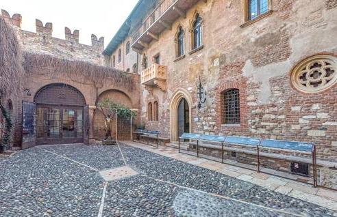 Nice Home In Fumane -Vr- - Foto 34