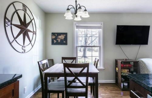 3 Bedroom Cottage Only 3 Miles from Downtown - Foto 8