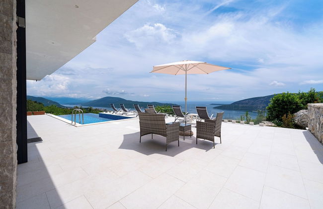 Pool Villa Luxoria Trebesin - Foto 17