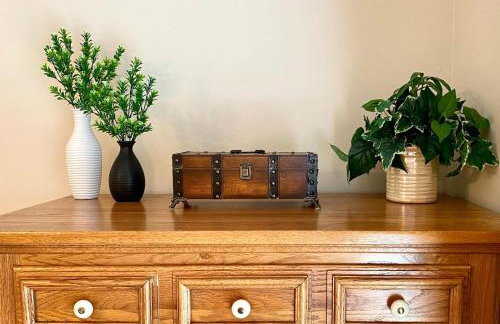 Spacious & comfy home in ultra-convenient location 2025 Traveller Award Winner - Foto 44