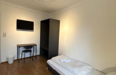 ALL IN APARTMENTS 4 Schlafzimmer mit Terrasse ,Küche, Bad, Würzburg, Versbach - Foto 4