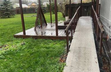 Renovated Bungalow Getaway - Foto 74