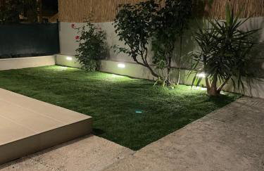 Penny Epetium - Foto 21