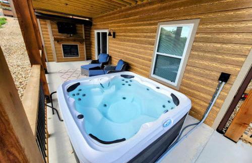 High Cliff Cabin + Private Hot tub at Table Rock Lake - Foto 78