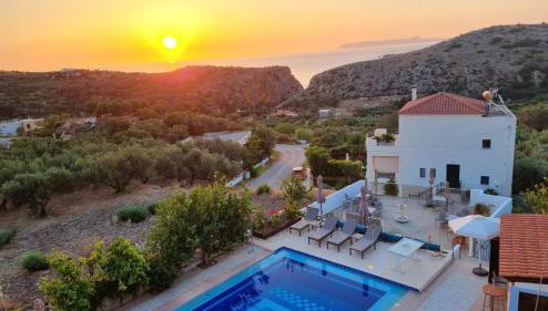 Infinity Wellness Apartment Hotel - Photo 1, Garden