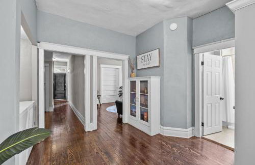 Cozy Shaw Sanctuary | JZ Vacation Rentals - Photo 36