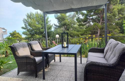 Unique residence with garden and sea view - Photo 26