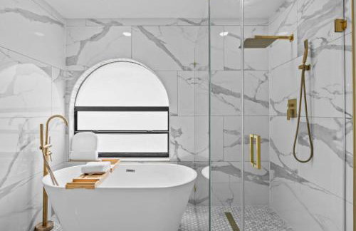 Serene Villa Haven at Allevo Homes - Foto 7