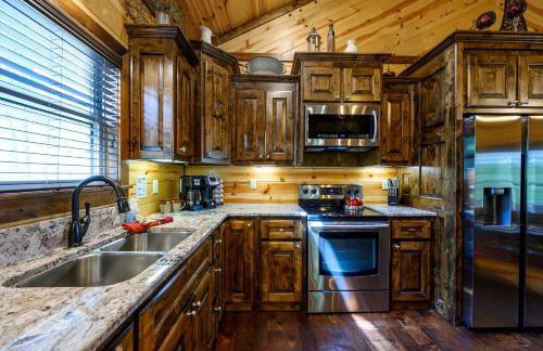 Just the Two of Us RIVER FRONT Luxury Cabin - Foto 28