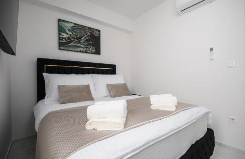 "Golden Sky"Rooftop Pool Villa - Photo 29