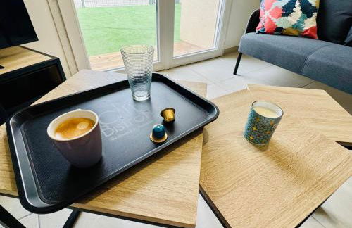 Le Cèdre Enchanté - Maison avec 2 chambres pour 6 personnes climatisée, avec terrasse et BBQ - Foto 5