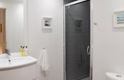 Mill Hall Cottages - Photo 15