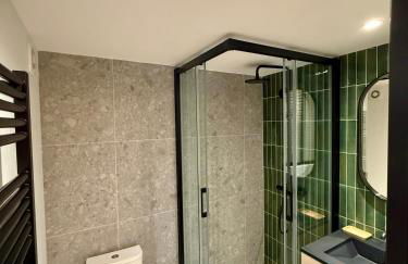 Superbe studio neuf & design - 20 min Versailles - Foto 11