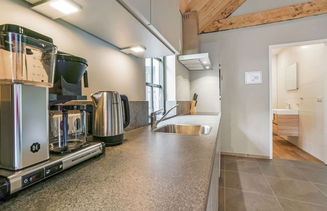 Spacious Holiday Home the Centre of Grubbenvorst - Photo 10