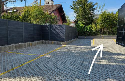 BETTER l industriaI apartment l Heimkino - Foto 38