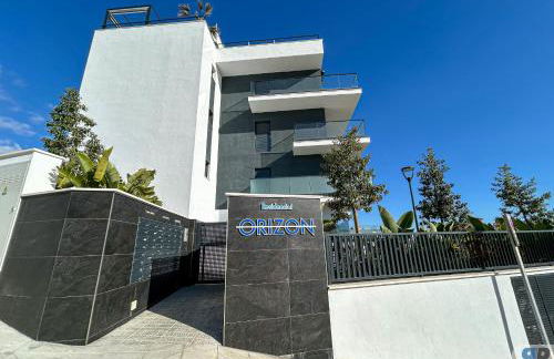 002 Orizon con terraza y vista al mar - Photo 34