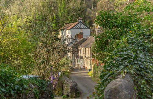 Cosy Matlock Cottage with Valley Views - Foto 1