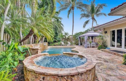 Coral Ridge Getaway by Avantstay Pool, Hot Tub, Billiards + 5mins to Beach! - Foto 4