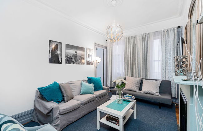 Perfectly Located near Restaurants, Shops, & Sites - Foto 9