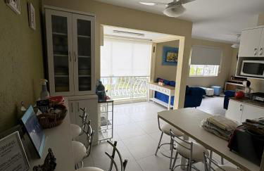 Apto Jurerê 2 quartos 400m da Praia - Foto 9