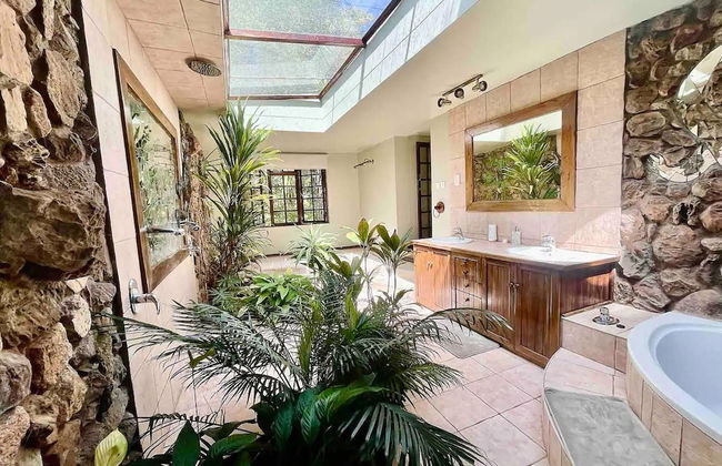 Cozy 3 Bedroom House With Unique Bathrooms - 2084 - Foto 9