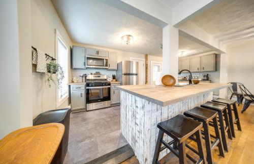 Historical Magnesia Springs Home, Near Kayaking! - Foto 11