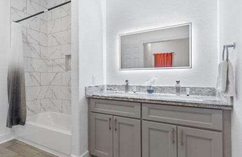 Elegant Escape in Houston - Foto 8