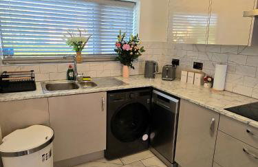 Luxury Modern Comfy 3BR House Contractors Family - Foto 38