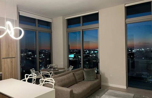 BRAND NEW TOP FLOOR IN THE HEART OF MIAMI - Foto 25