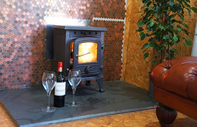 Zen Garden Cottage - Sleeps 2 - Patio & Parking - Foto 20