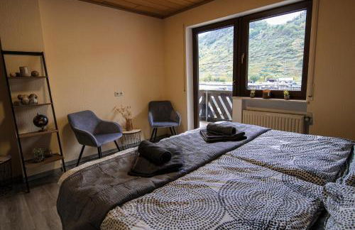 Stilvolle Wellness-Ferienwohnung in Neef Whirlpool, Sauna, Grill, Fitness, Billard & Moselblick - Photo 16