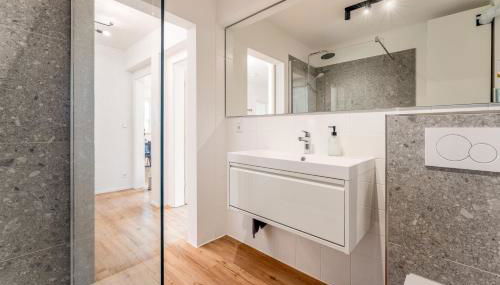 Lexapartments Altstadt zentral 80qm in Lorenz - Foto 5, Shower