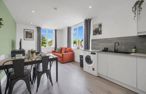 Spacious & Stylish - Free Parking - Fast Wifi - Foto 31